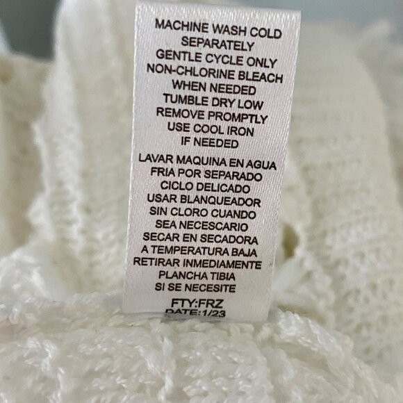 Jolie & Joy White Open Knit Sleeveless Cardigan Tassel Trim Junior's Size Medium - Picture 7 of 7